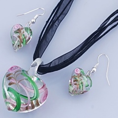 Fashion Heart Shape With Small Flower Two Colors Inside Pendant Necklace Lampwork Glass Necklace With Earring Jewelry Set Green
