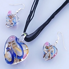 Fashion Heart Shape With Small Flower Two Colors Inside Pendant Necklace Lampwork Glass Necklace With Earring Jewelry Set Blue