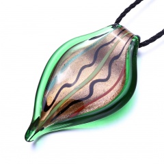 Fashion Charm Murano Lampwork Glass Leaf Pendant Necklace Jewelry Gift Green