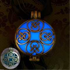 Glow in the Dark Pendant Necklace Alloy Bronze Plated Bead Chain Necklace Jewelry Blue