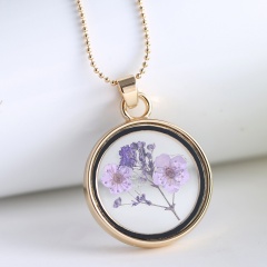 Round photo frame dried flower specimen necklace (Pendant size: 4*2.7cm, chain length: 60cm) A