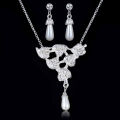 Inlay Rhinestone Necklace Set With Imitate Pearl White