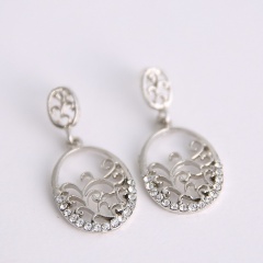 Circle Flower with Rhinestone Earring Alloy Silver Dangle Earring Jewelry Silver