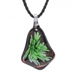 Chic Lampwork Murano Glass Iregular Flower Necklace Pendant Jewelry Hot  Gift Green