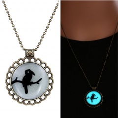 Steampunk Glow in the Dark Glowing Snake Animal Pendant Necklace Stainless Steel Chain Jewelry Gift Crow