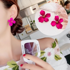 1 Pair Small Fresh Flower Earrings For Women Rose Red
