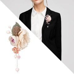 Fashion Korean Cloth Art Fabric Flower Brooch Shirt Collar Vintage Pins and Brooches for Women Dress Shirt Collar Accessories White
