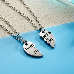 2PCS Chic Heart Partners In Crime Best Friends BFF Chain Silver Necklace Pendant Partners In Crime