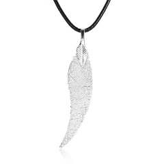 Fly Wings Leaf Necklace Wings