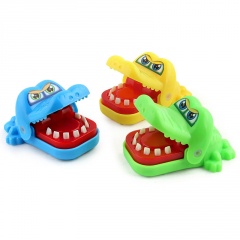 Mini Hand Biting Crocodile Tricky Toy Mix-color