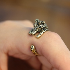 Size 7 Vintage Men's Gold Gothic Punk Charm Animal Opening Finger Rings Jewelry Size 7 giraffe