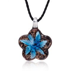 Flower-shaped Inner Flower Glass Necklace Blue