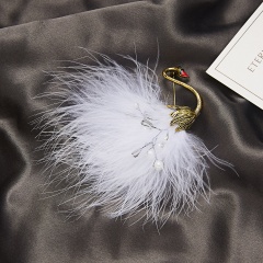 Fashion Women Crystal Feather Pearl Animal Brooch Pin Wedding Party Jewellery White