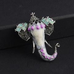 Fashion Elephant Sika Deer Bird Animal Brooch Pin Wedding Costume Christmas Gift Elephant
