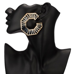 Winding hand-woven raffia geometric hexagon stud earrings Colorful