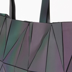 Black Geometric Diamond Glow-Change Folding Handbag Black