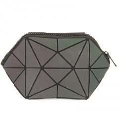 Color Triangle Makeup Bag Luminous Diamond Wash Gargle Bag Bag In Hand Color