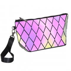 Geometric Diamond Chain Bag Luminous Hand Bag The diamond model