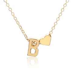 Fashion 26 Letter with Heart Pendant Necklace Gold Chain Short Alloy Necklace Jewelry Gift B