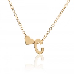 Fashion 26 Letter with Heart Pendant Necklace Gold Chain Short Alloy Necklace Jewelry Gift C