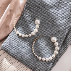 White Pearl Gold Earring White Pearl