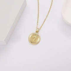 26 Letter Round Gold Pendant Clavicle Chain Necklace （Pendant size: 1.7*2.3cm/chain length: 40+5cm）opp O
