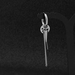 Single steel color chain men's pierced earrings (length about 7cm diameter 1.6cm) Cone