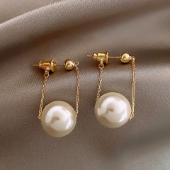 Double chain white imitation pearl stud earrings white