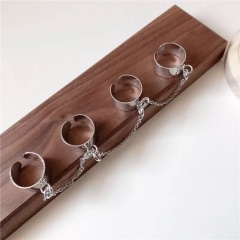 Four-finger conjoined chain metal geometric open ring silver
