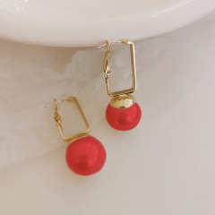 Big Pearl Gold Earring Red Pearl