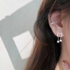 Hollow cat earrings with diamonds (material: alloy + rhinestones / size: about 1*2cm) White Gold