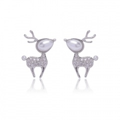 Christmas Elk Pearl and Diamond Earrings (Material: Copper/Size: 1.3*1.7cm) Elk