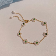 Pearl Flower Gold Copper Adjustable Bracelet Green