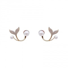Inlay Rhinestone With Pearl S925 Needle Gold Earrings 3.5*2.5cm White
