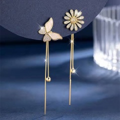 Fashion Daisy Flower Butterfly Tassel Gold Earring 2.2*7cm White Butterfly