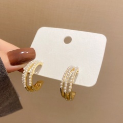 White Pearl Earring 2.2*0.7cm Gold