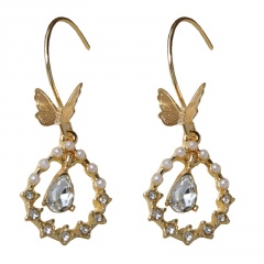 Inlaid Crystal Butterfly Earring Gold